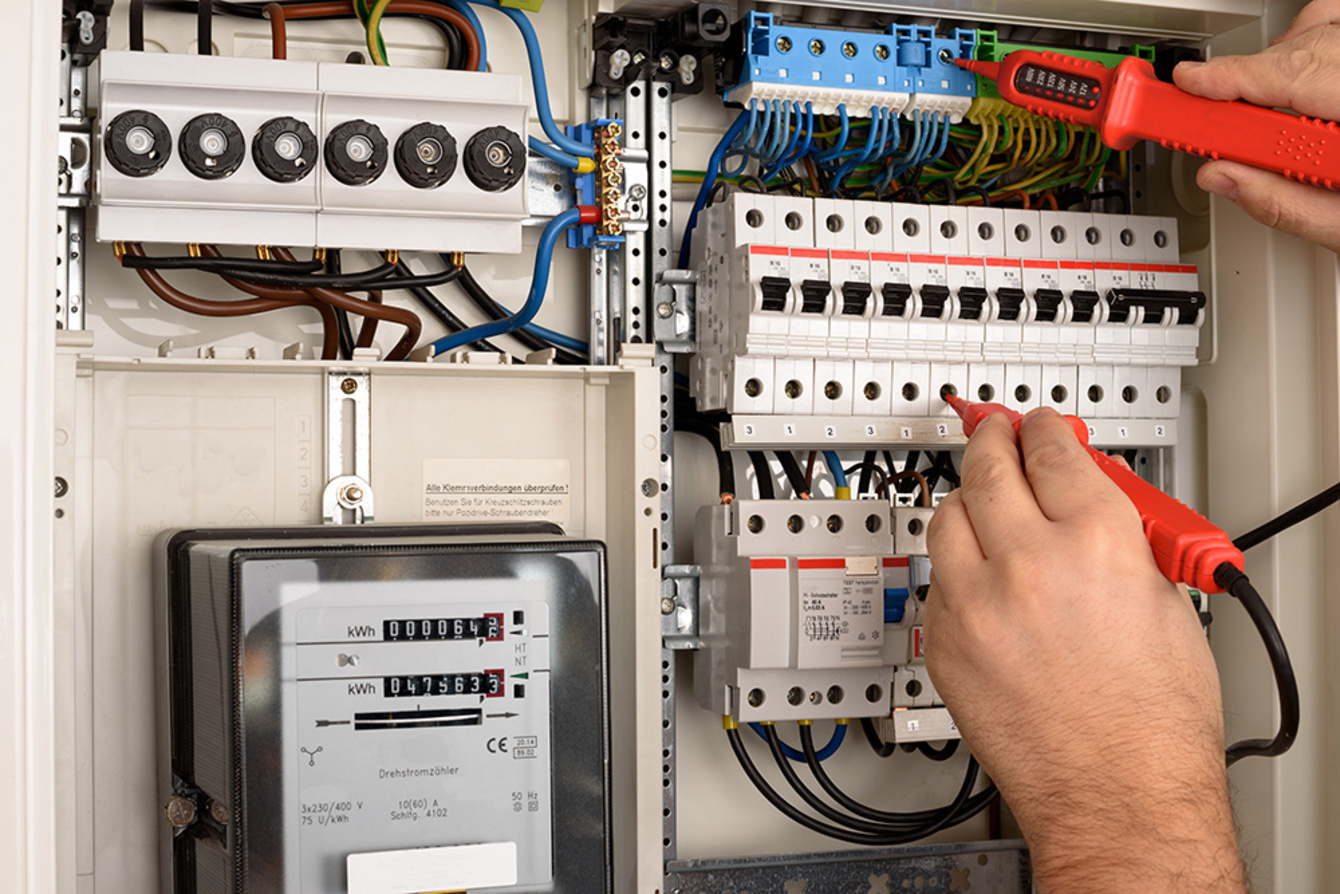 E-Check bei Elektro-Müller GmbH & Co. KG in Erbach