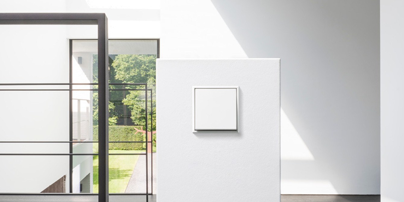 JUNG Schalterprogramme bei Elektro-Müller GmbH & Co. KG in Erbach